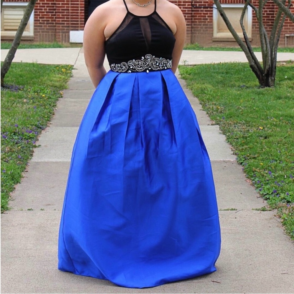 Elegant Black and Blue Halter Gown for Prom